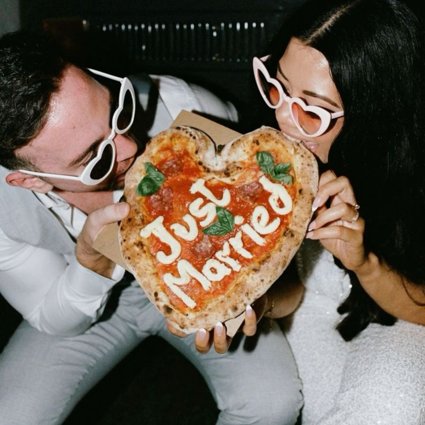 WEDDING PIZZA BOX TEMPLATE